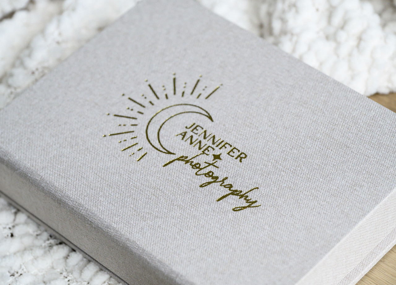 SIGNATURE PRINT BOX