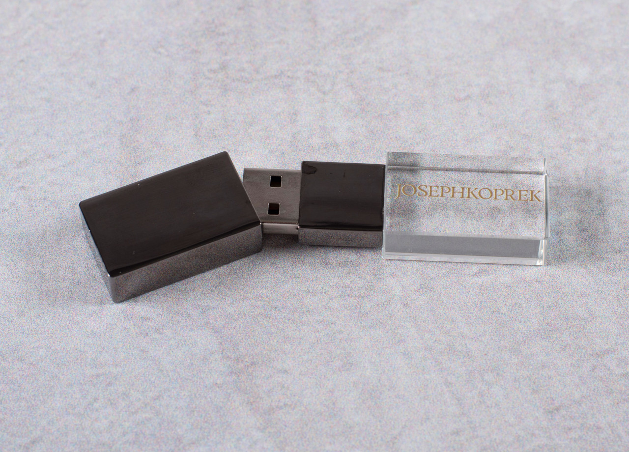 USB DRIVES